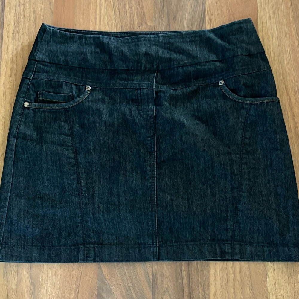 Contrast  Ladies Skort